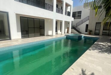 Villa avec piscine à louer