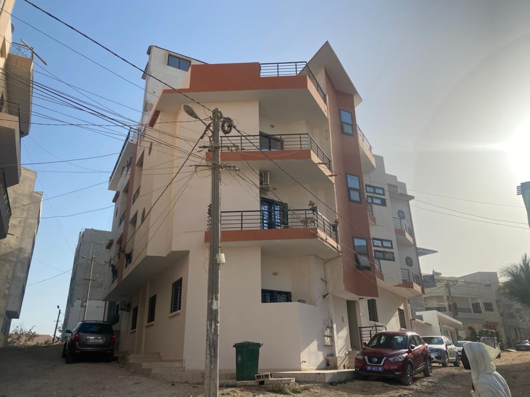 Immeuble à vendre à batrain Dakar/Sénégal
